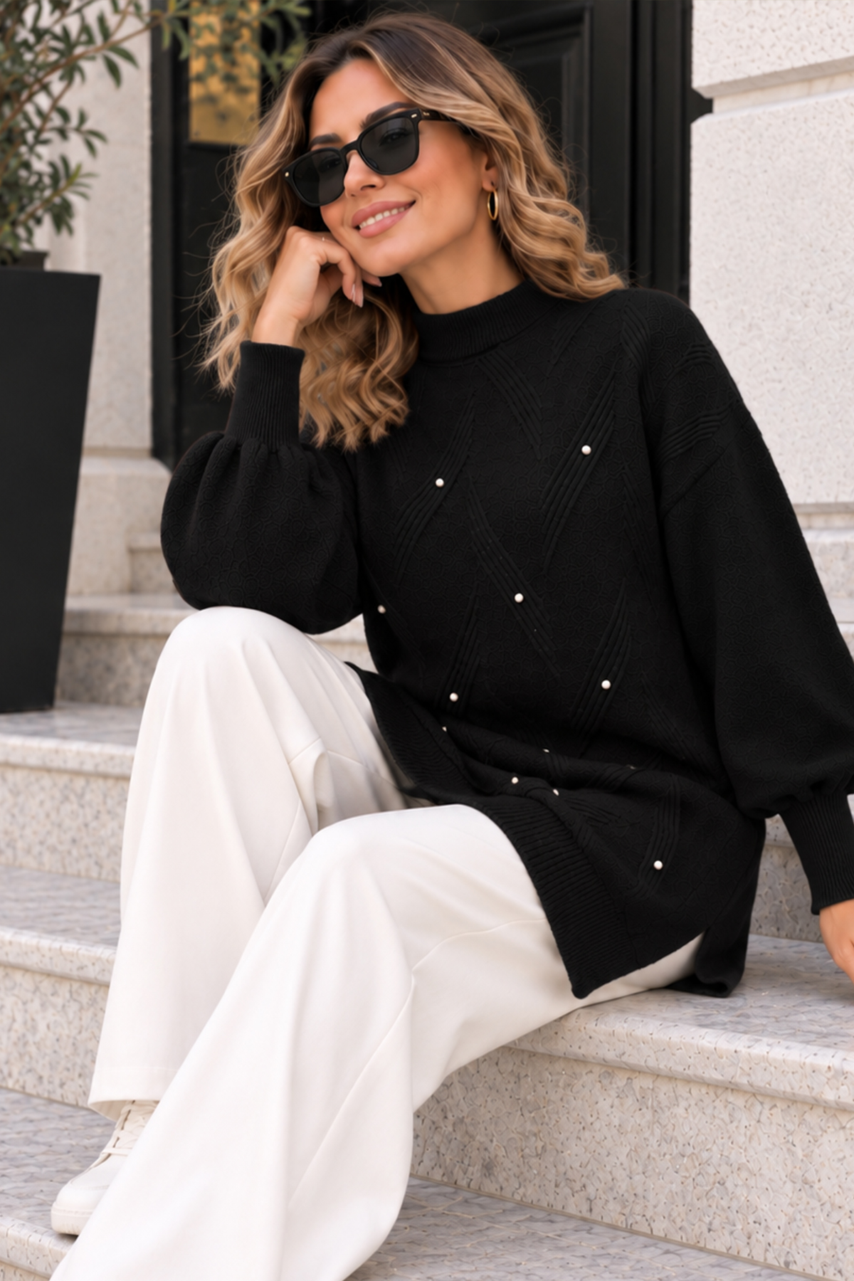 Stone-detail Knit Sweater K6035 Black
