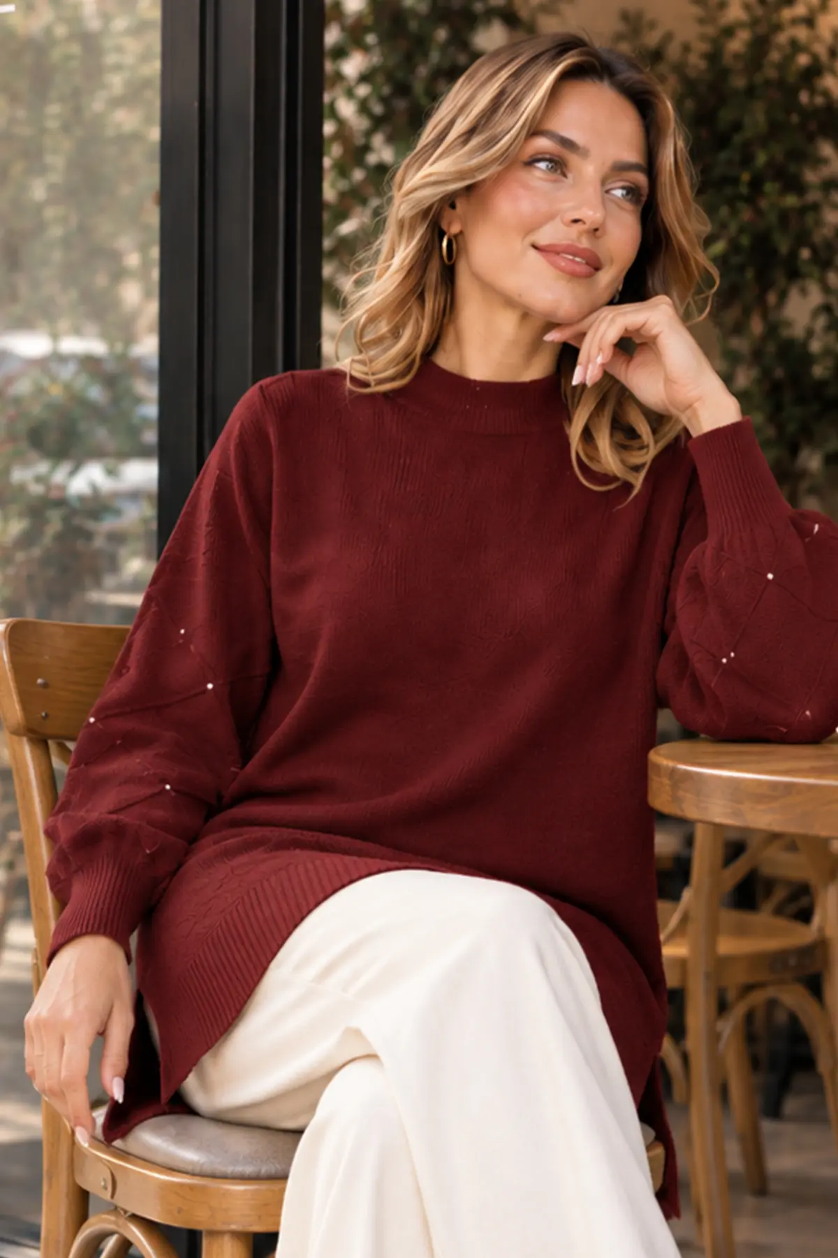 Stone-detail Sleeve Knit Sweater K6033 Burgundy-detail