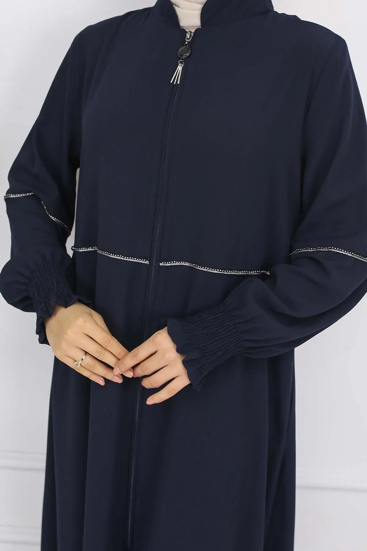 Stone Detailed Abaya-detail
