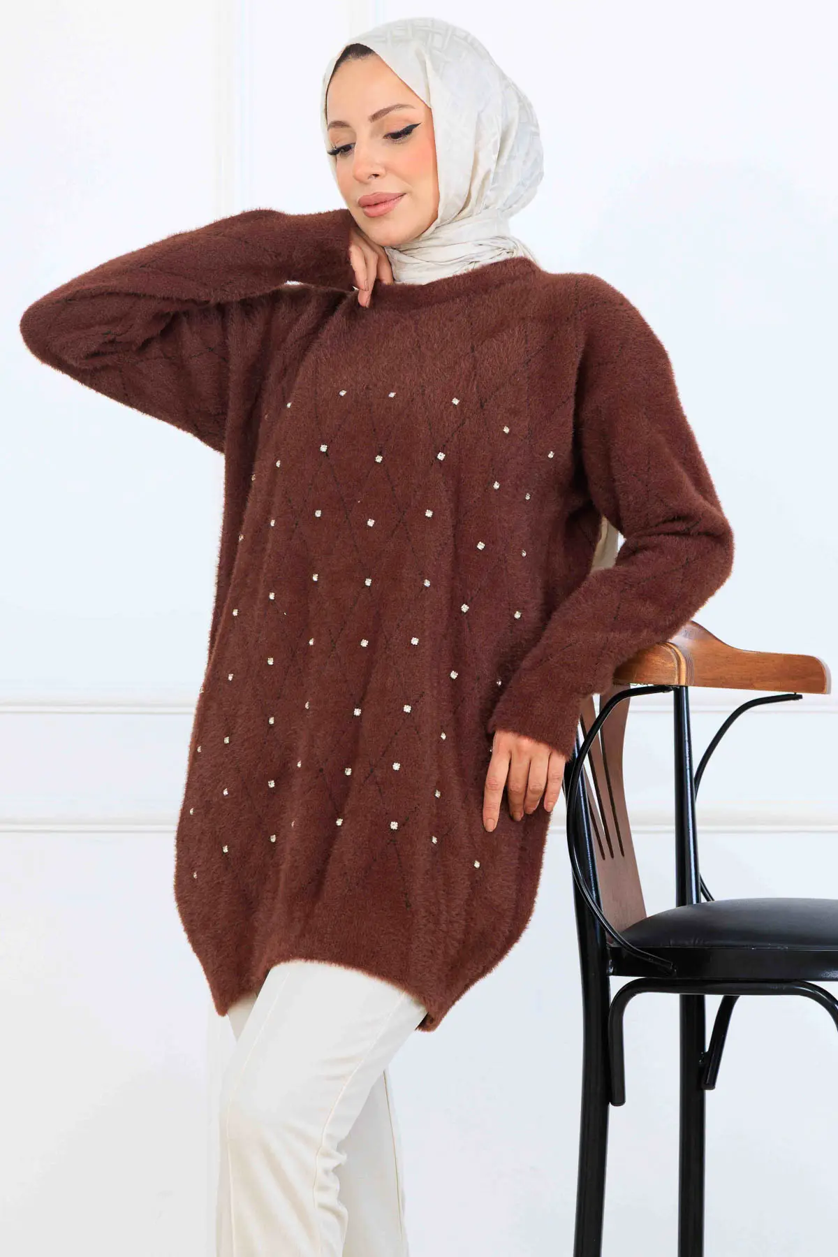 Stone Detailed Knit Tunic-detail