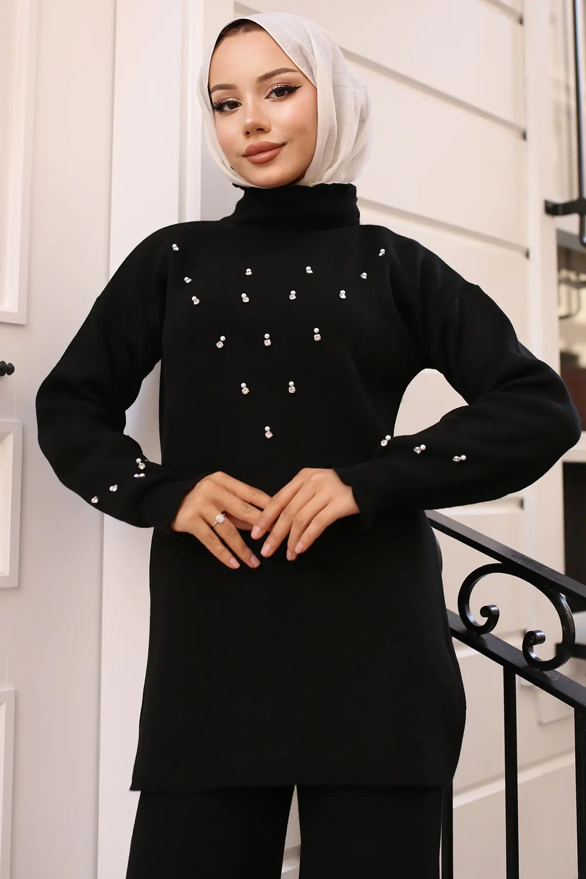 Stone Detailed Tricot Suit-detail