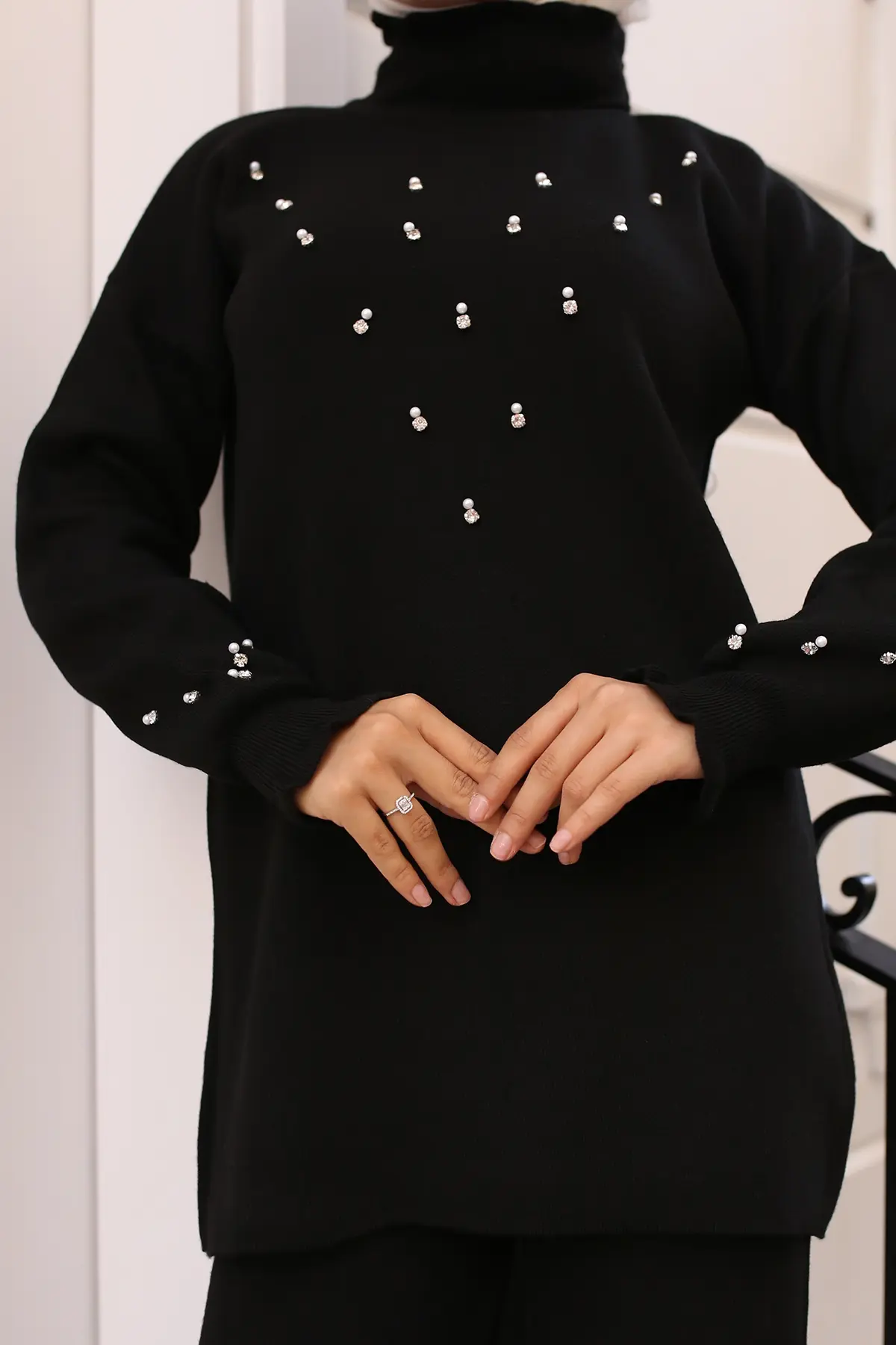 Stone Detailed Tricot Suit-detail