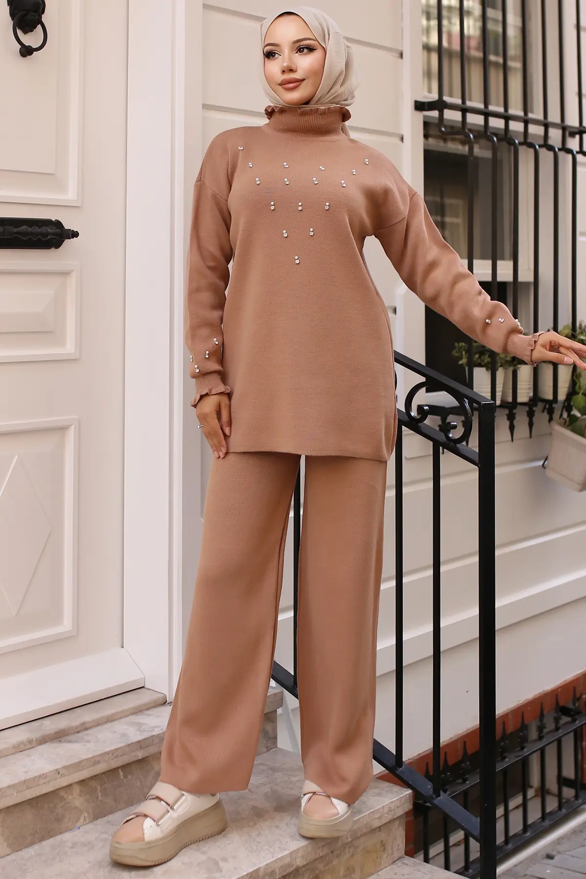 Stone Detailed Tricot Suit-detail