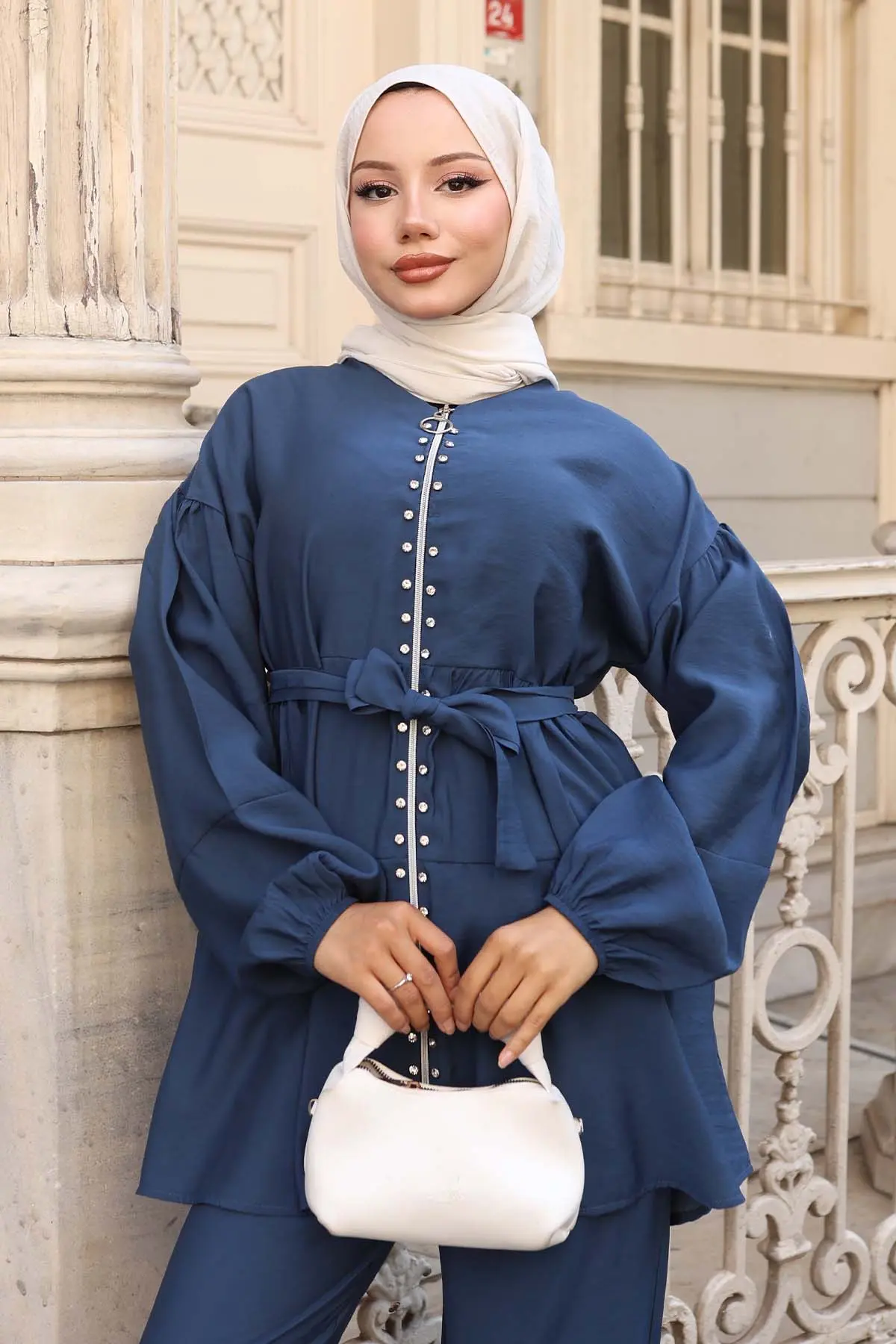 Stone Detailed Two Piece Set-detail