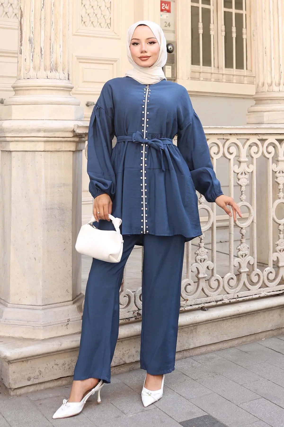 Stone Detailed Two Piece Set-detail