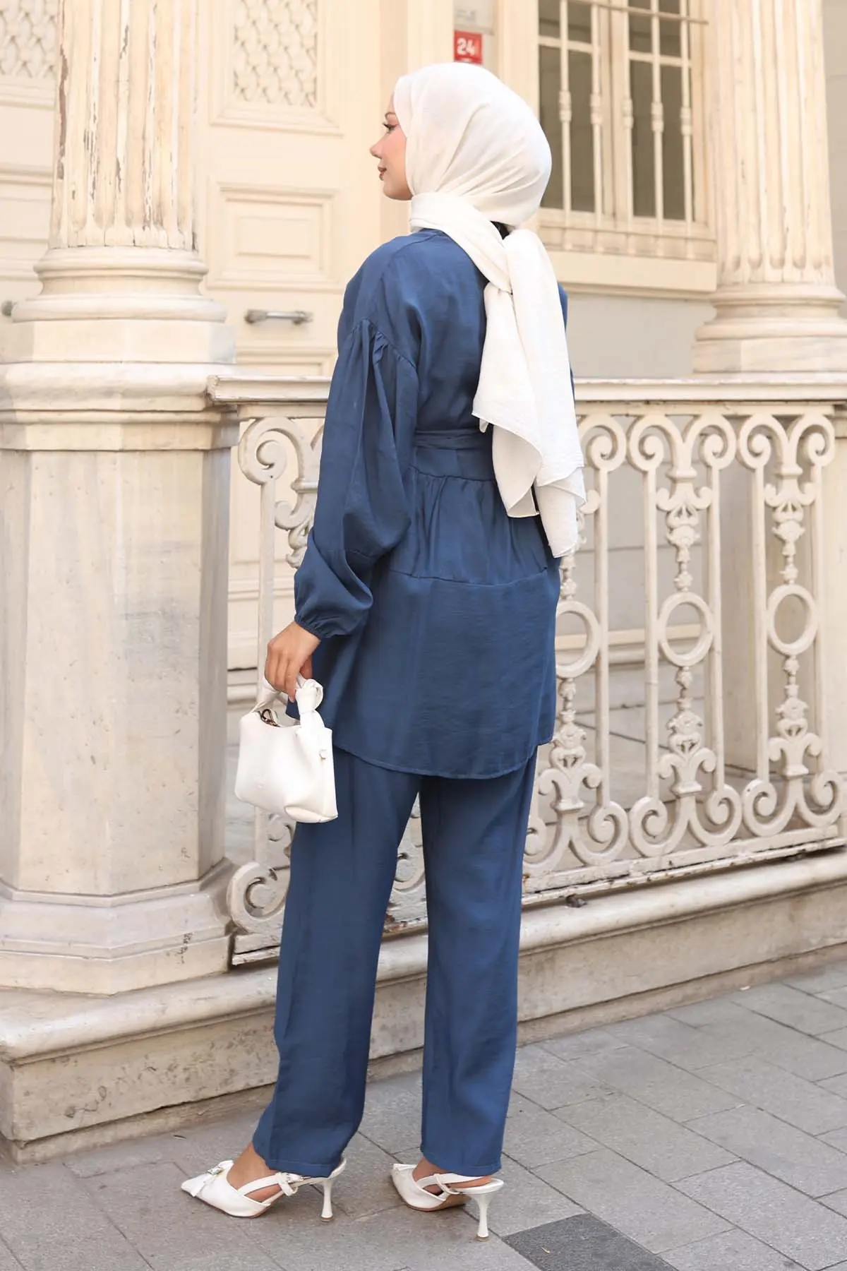 Stone Detailed Two Piece Set-detail