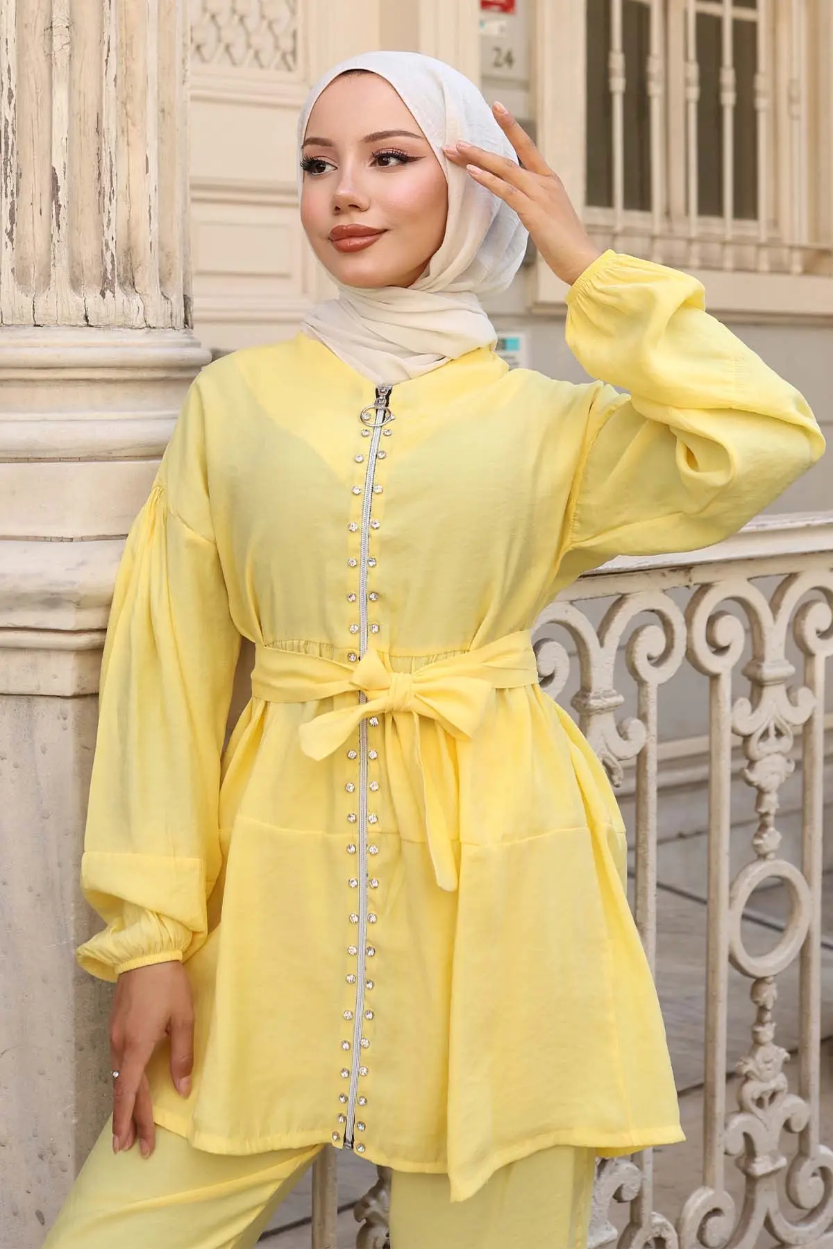 Stone Detailed Two Piece Set-detail