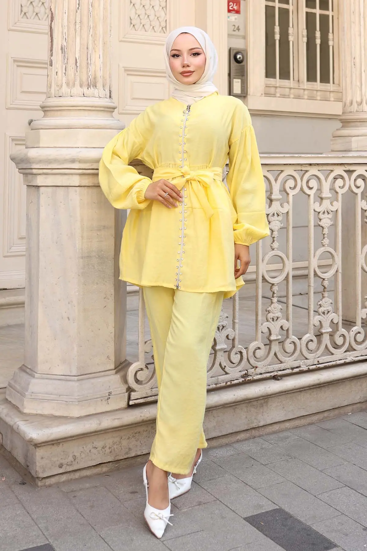 Stone Detailed Two Piece Set-detail