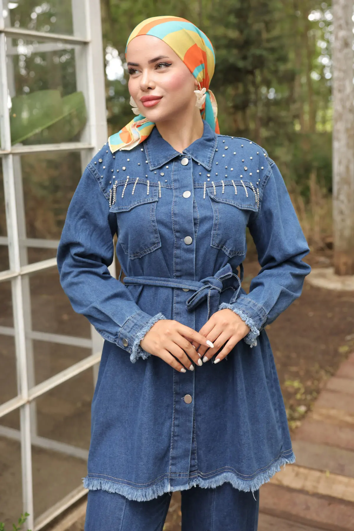 Stone Embroidered Belted Denim Suit-detail