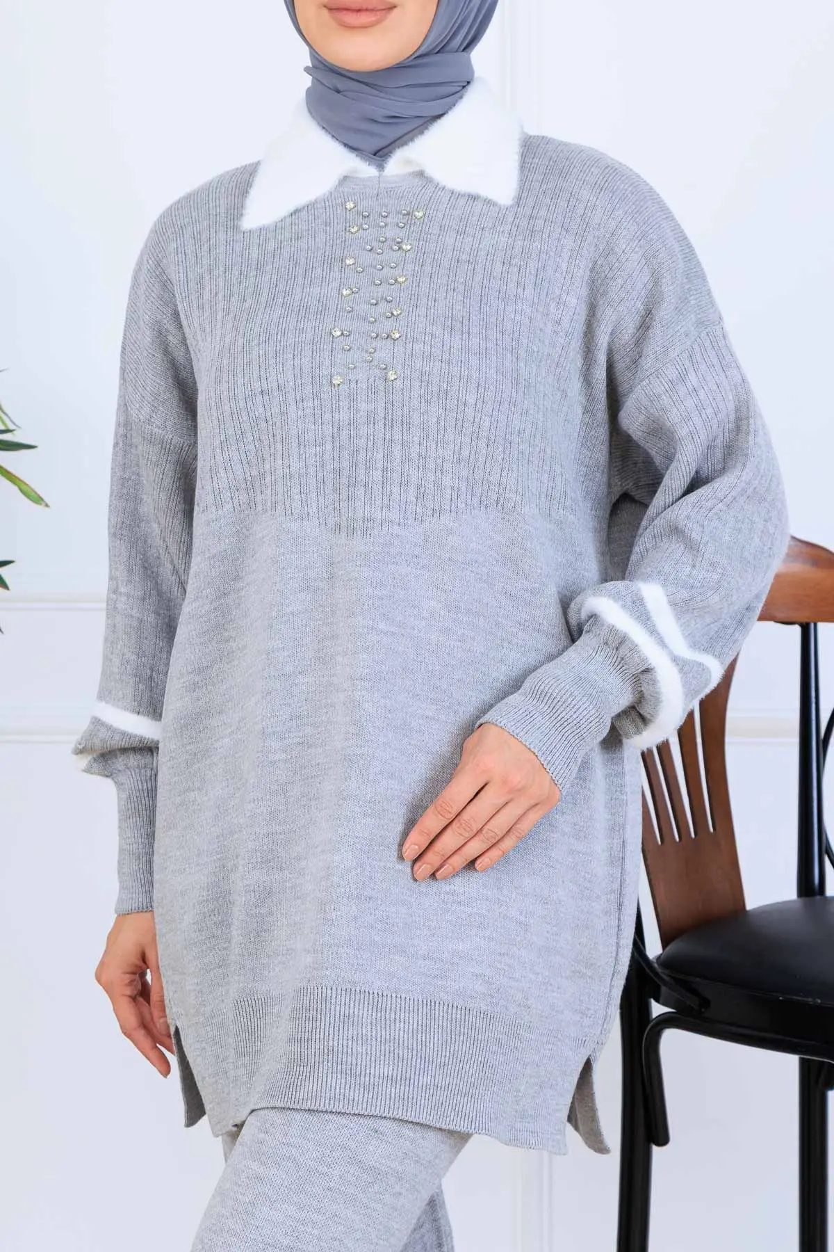 Stone Embroidered Knitwear Set-detail