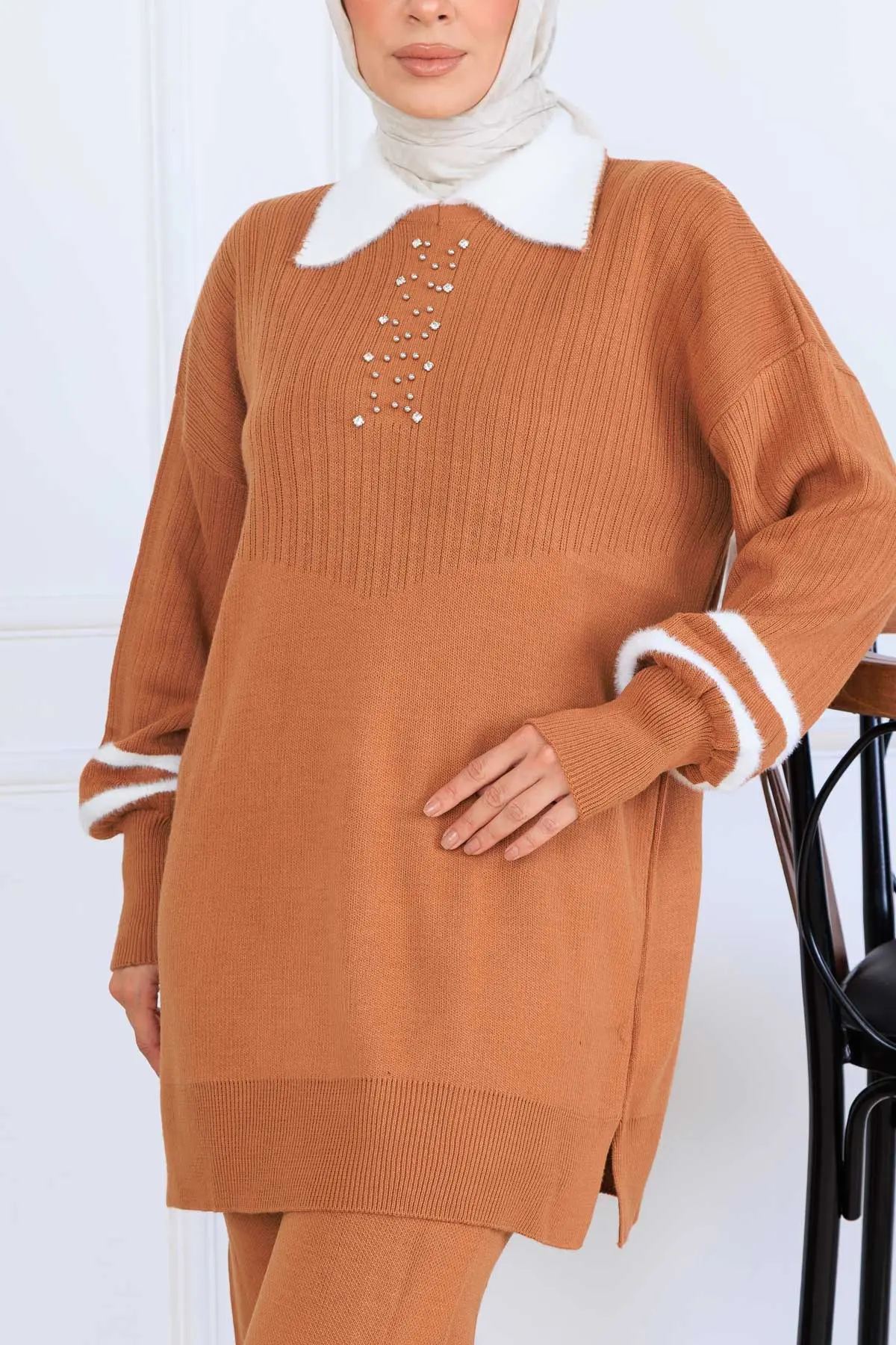 Stone Embroidered Knitwear Set-detail