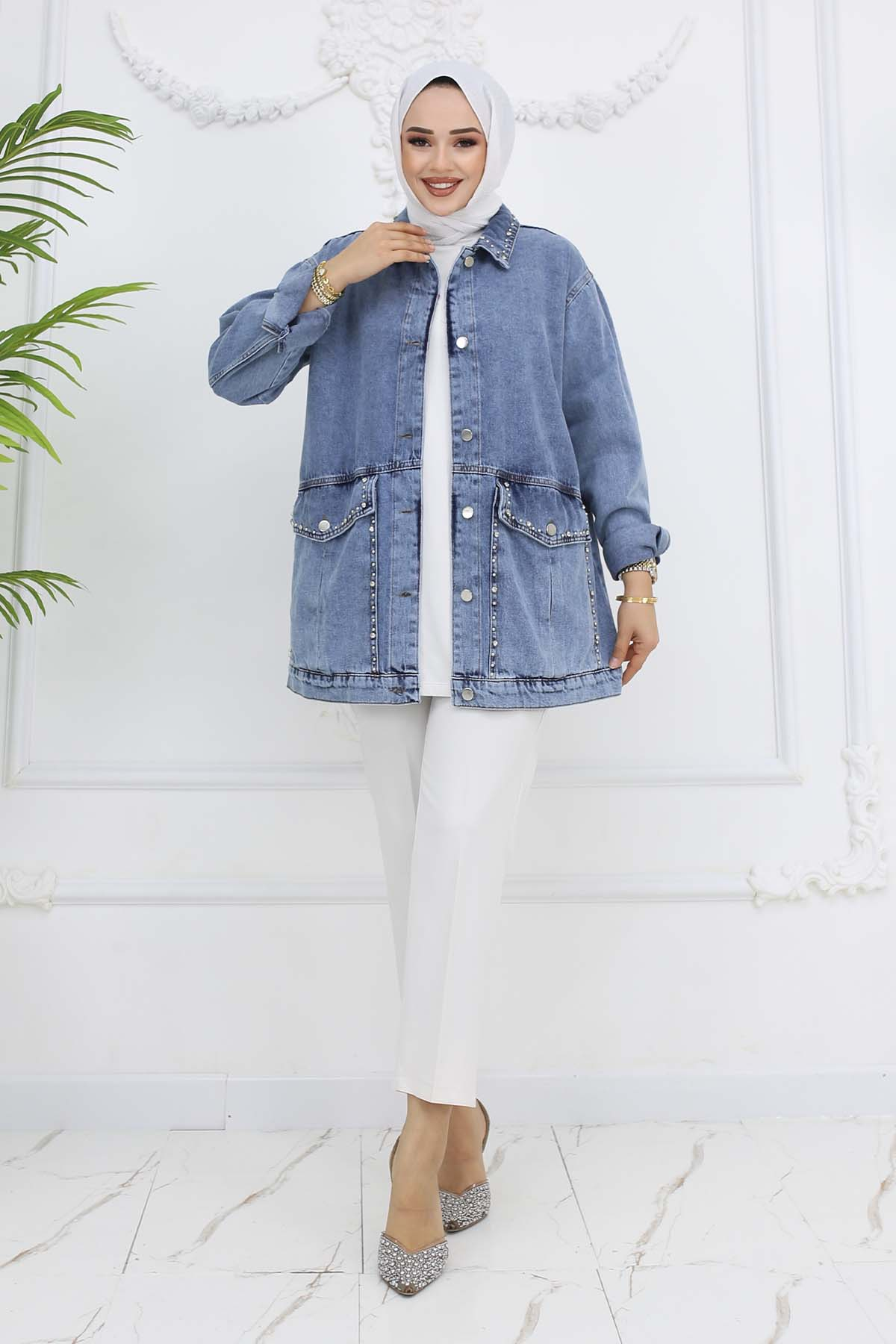Stone Embroidered Pocket Denim Jacket