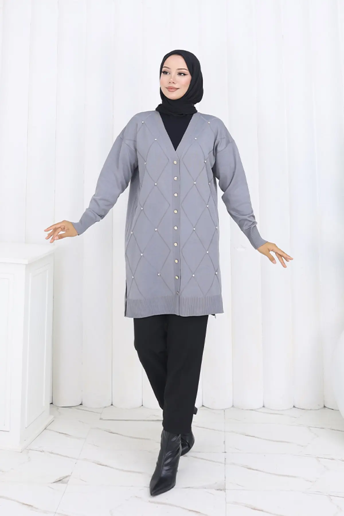 Stoned Diamond Patterned Long Cardigan