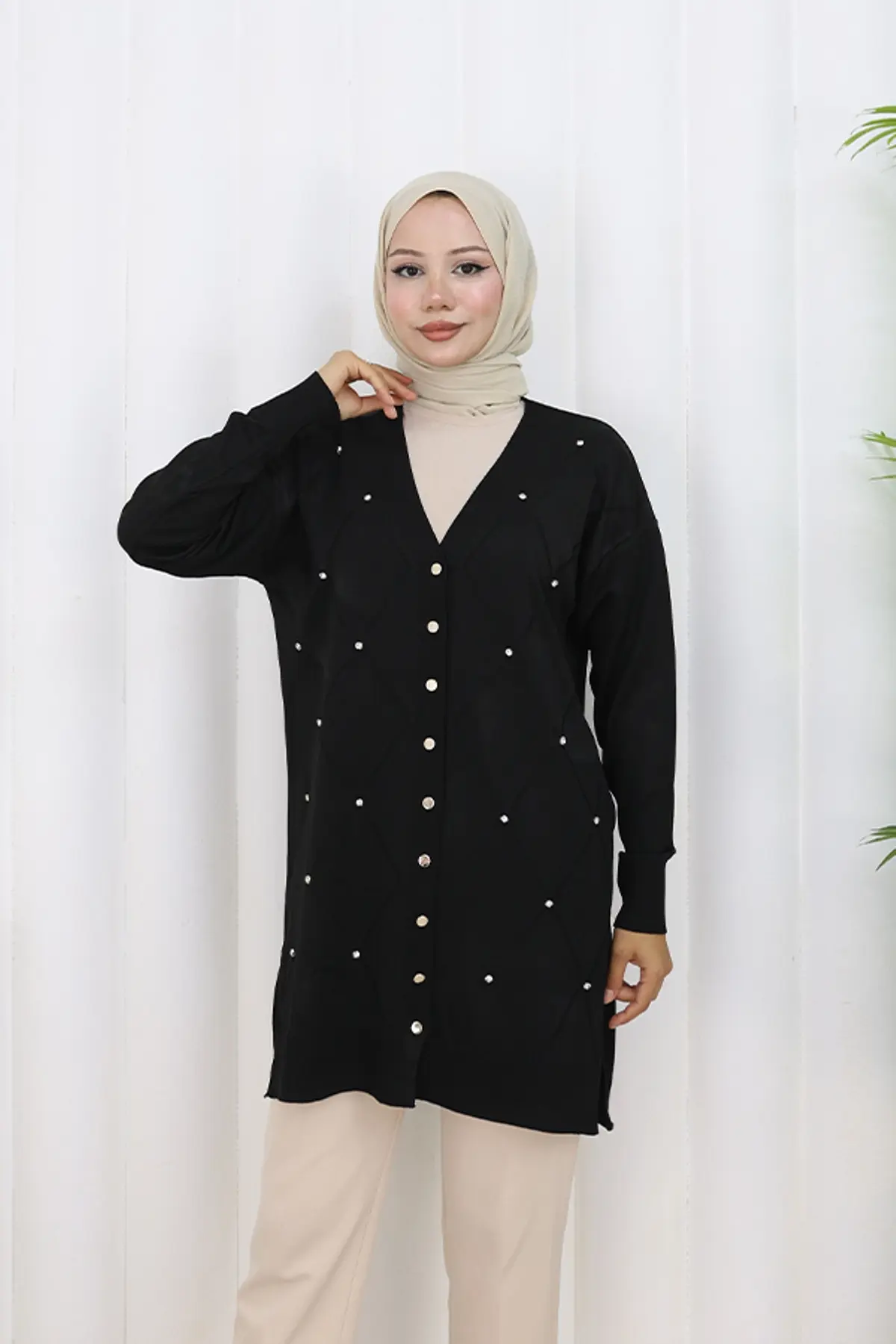 Stoned Diamond Patterned Long Cardigan-detail