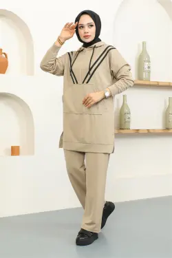 Stripe Detailed Sports Suit