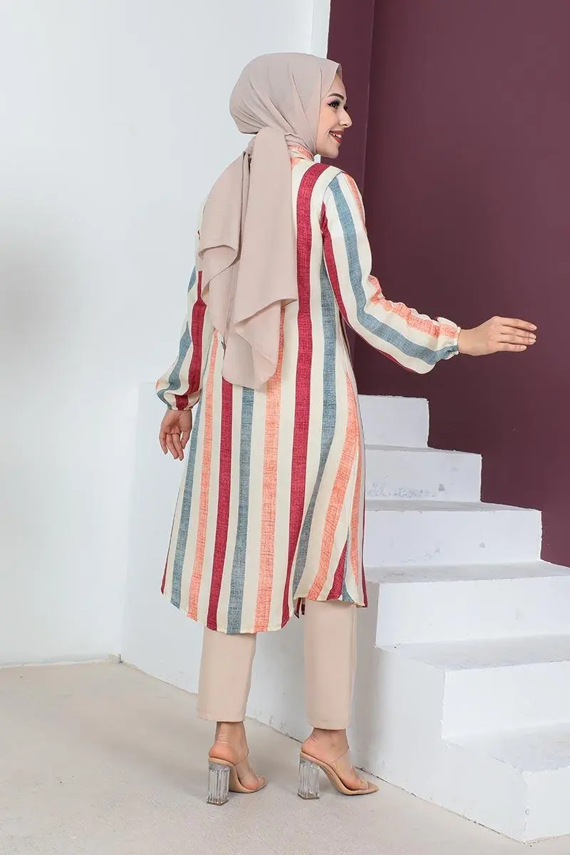 Striped Hijab Cape-detail