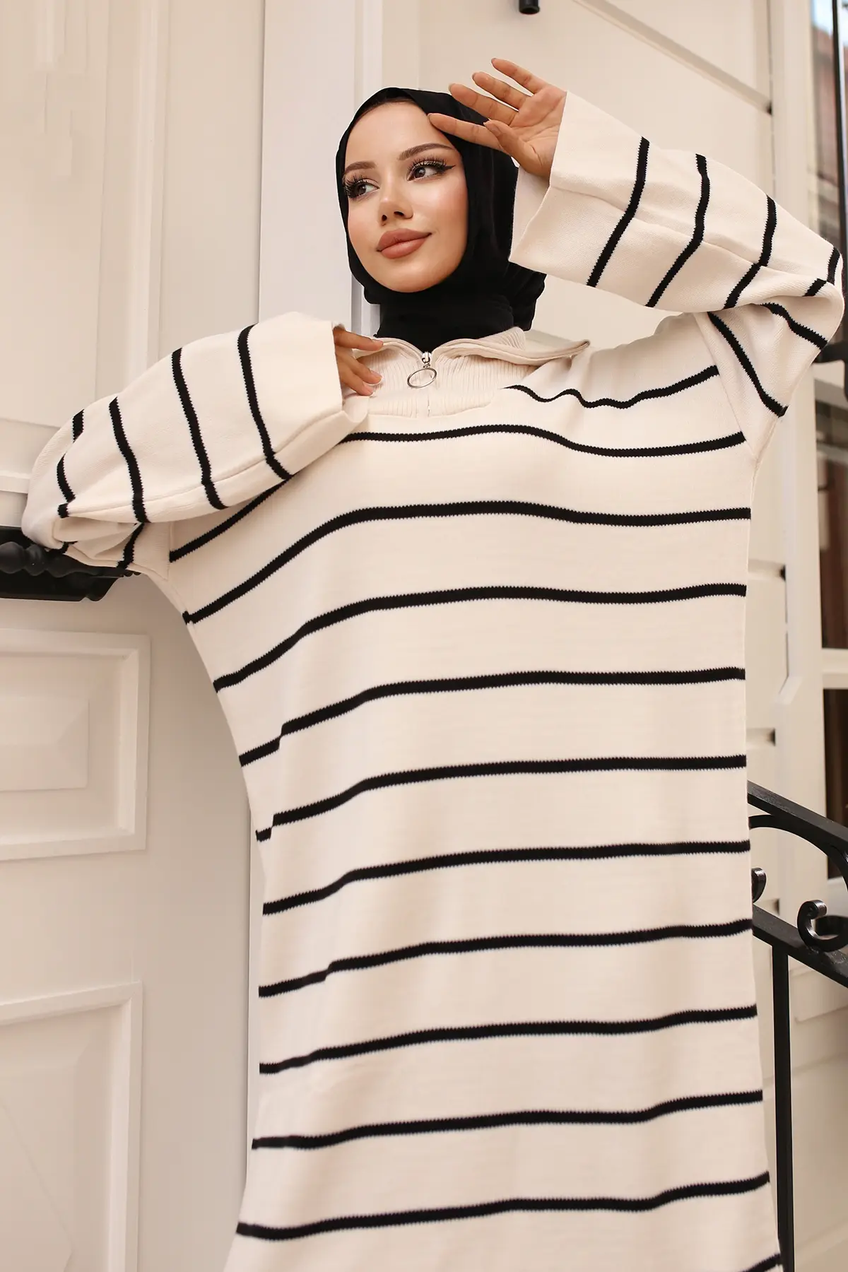 Striped Knitwear Dress With Zipper Detail On The Collar-detail