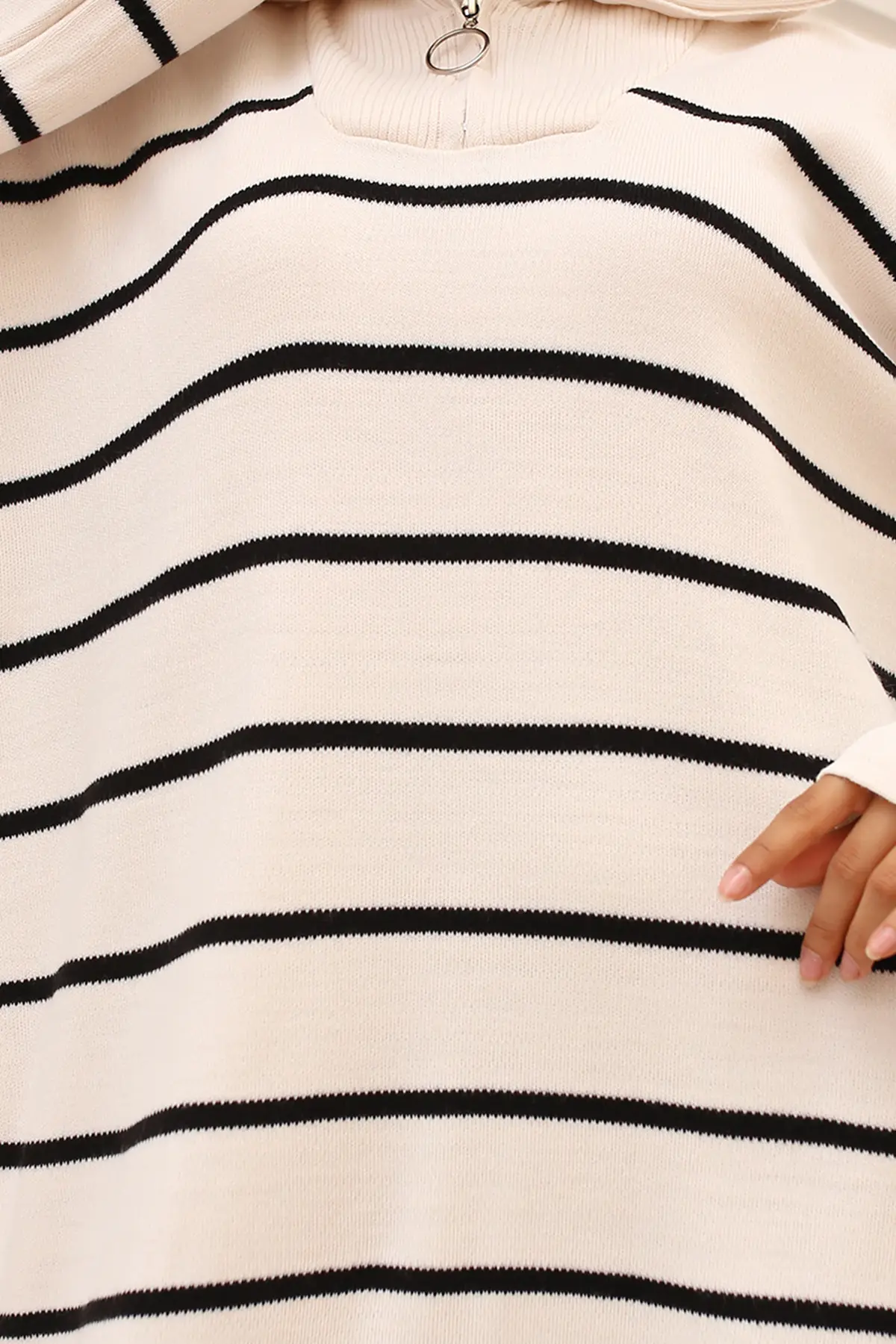 Striped Knitwear Dress With Zipper Detail On The Collar-detail