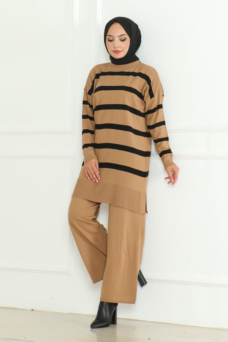 Striped Knitwear Hijab Suit