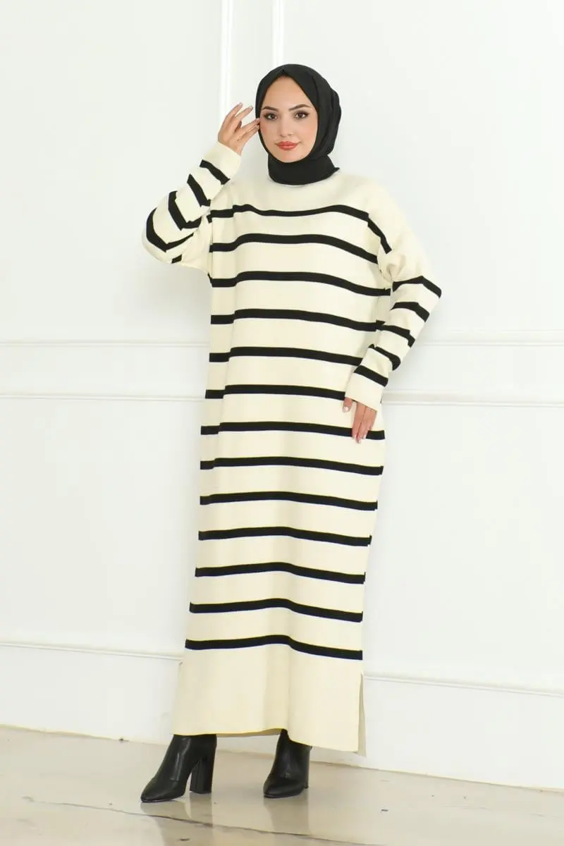 Striped Knitwear Hijab