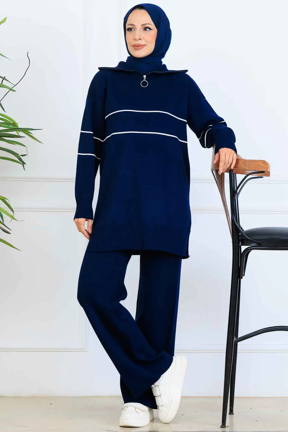 Striped Knitwear Suit With Zippered Collar