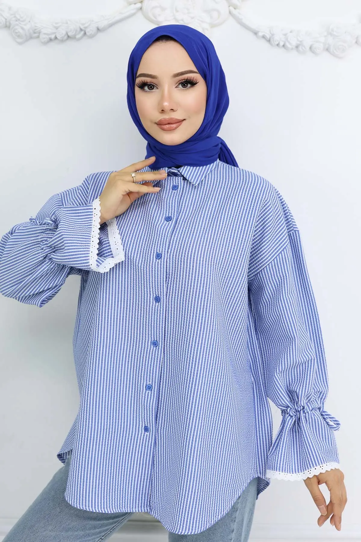 Striped Shirt With Scalloped Sleeves-detail