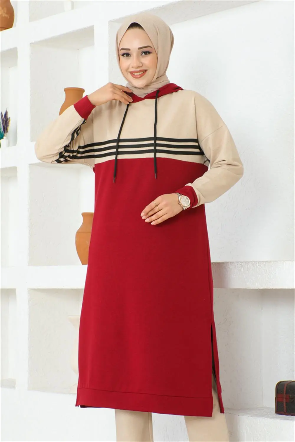 Striped Slit Sports Suit-detail