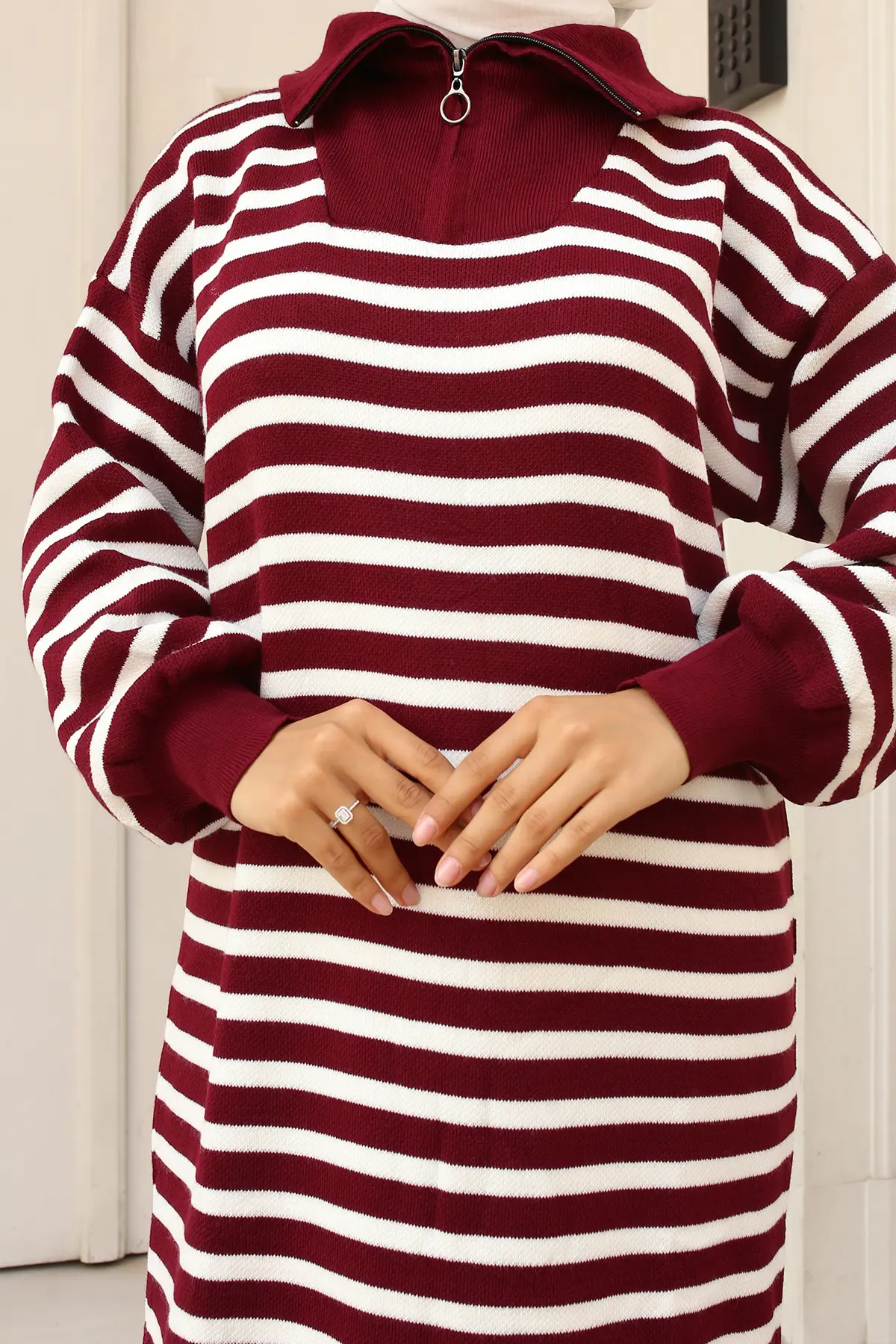 Striped Sweater Dress With Zipper Collar-detail