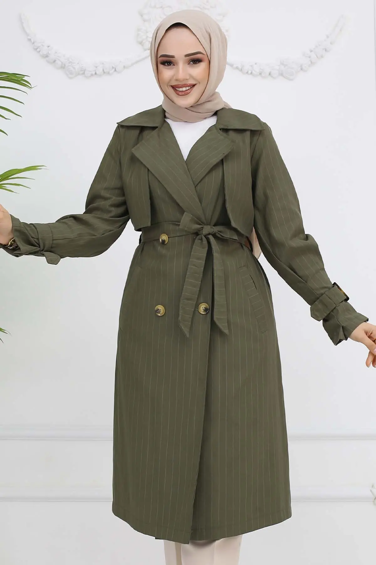 Striped Trench Coat With Waist And Arm Belt-detail
