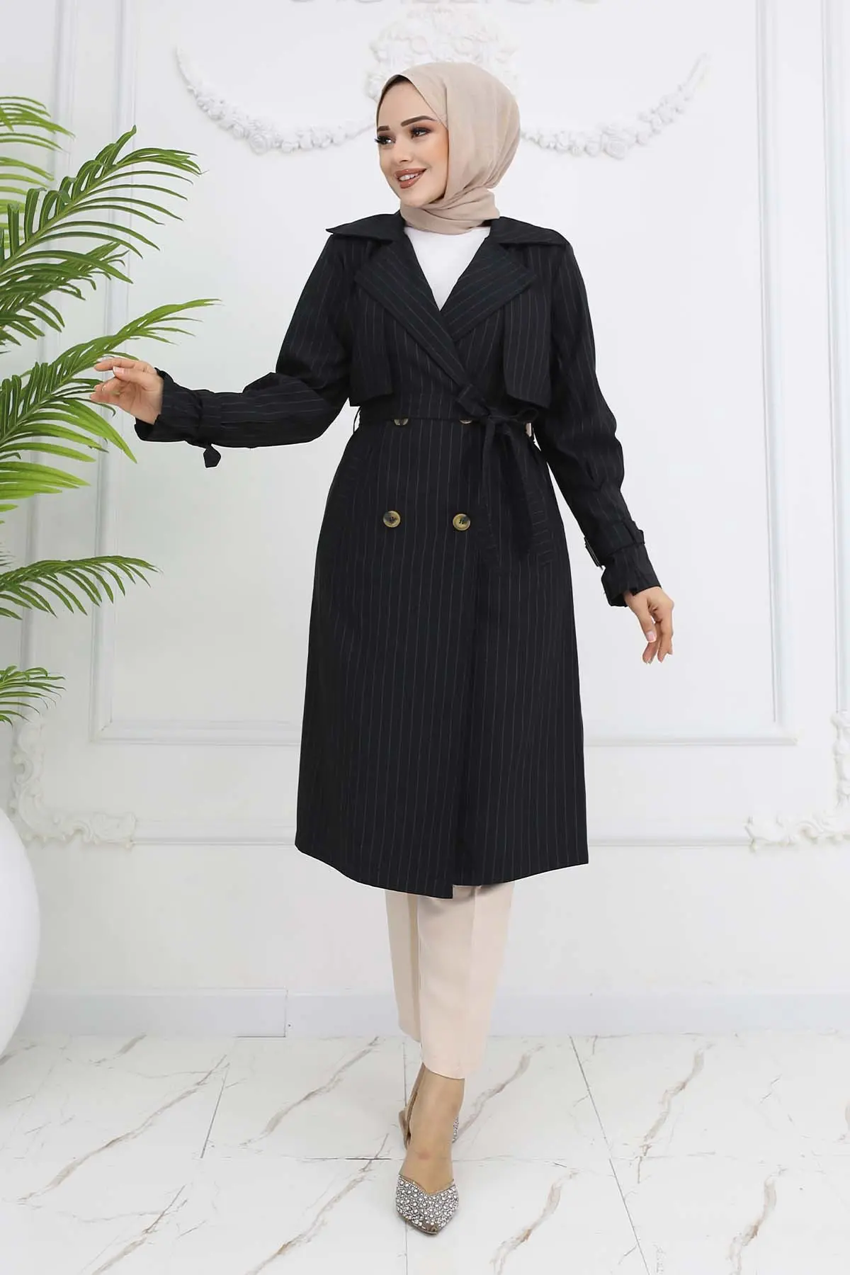 Striped Trench Coat With Waist And Arm Belt-detail