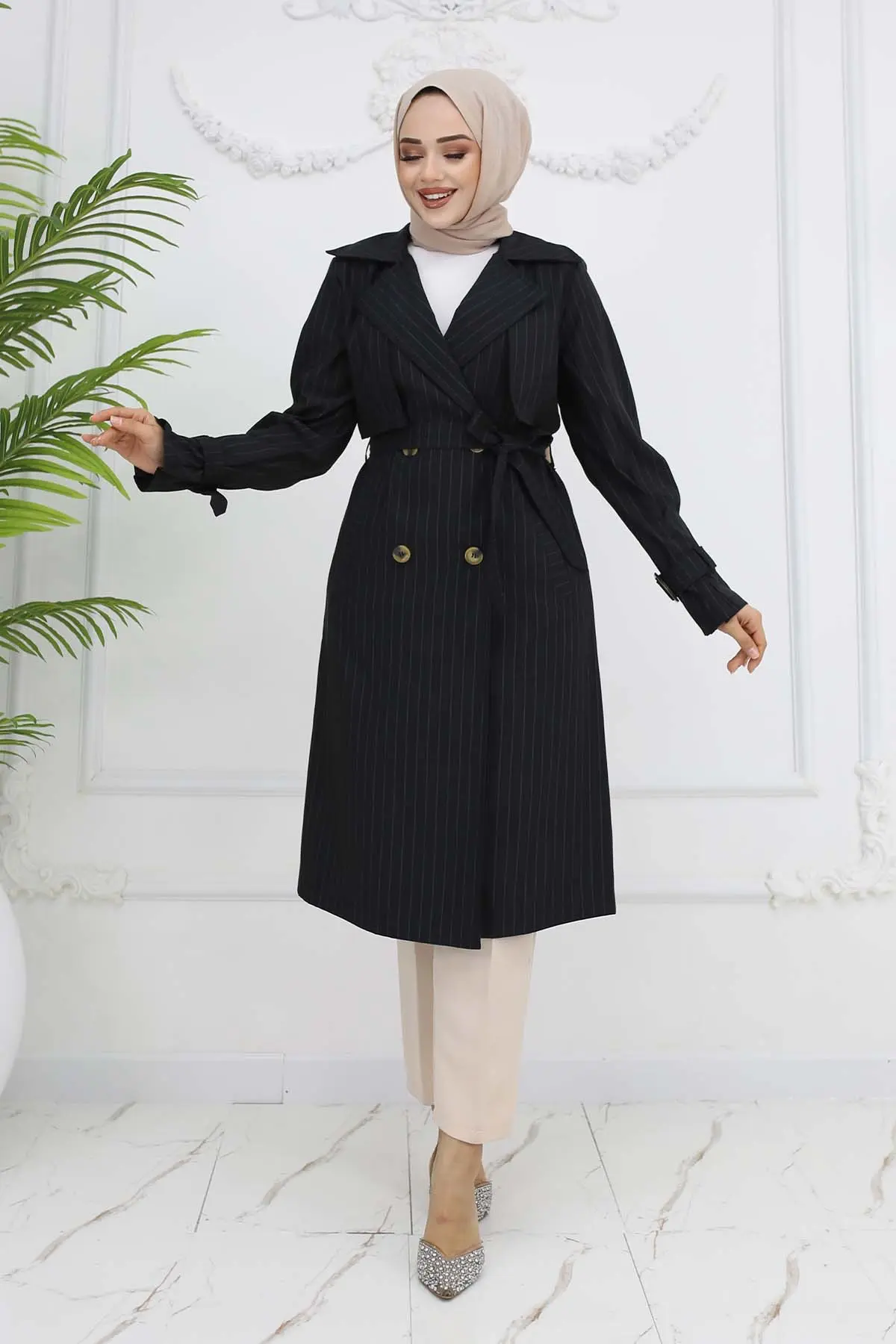 Striped Trench Coat With Waist And Arm Belt-detail
