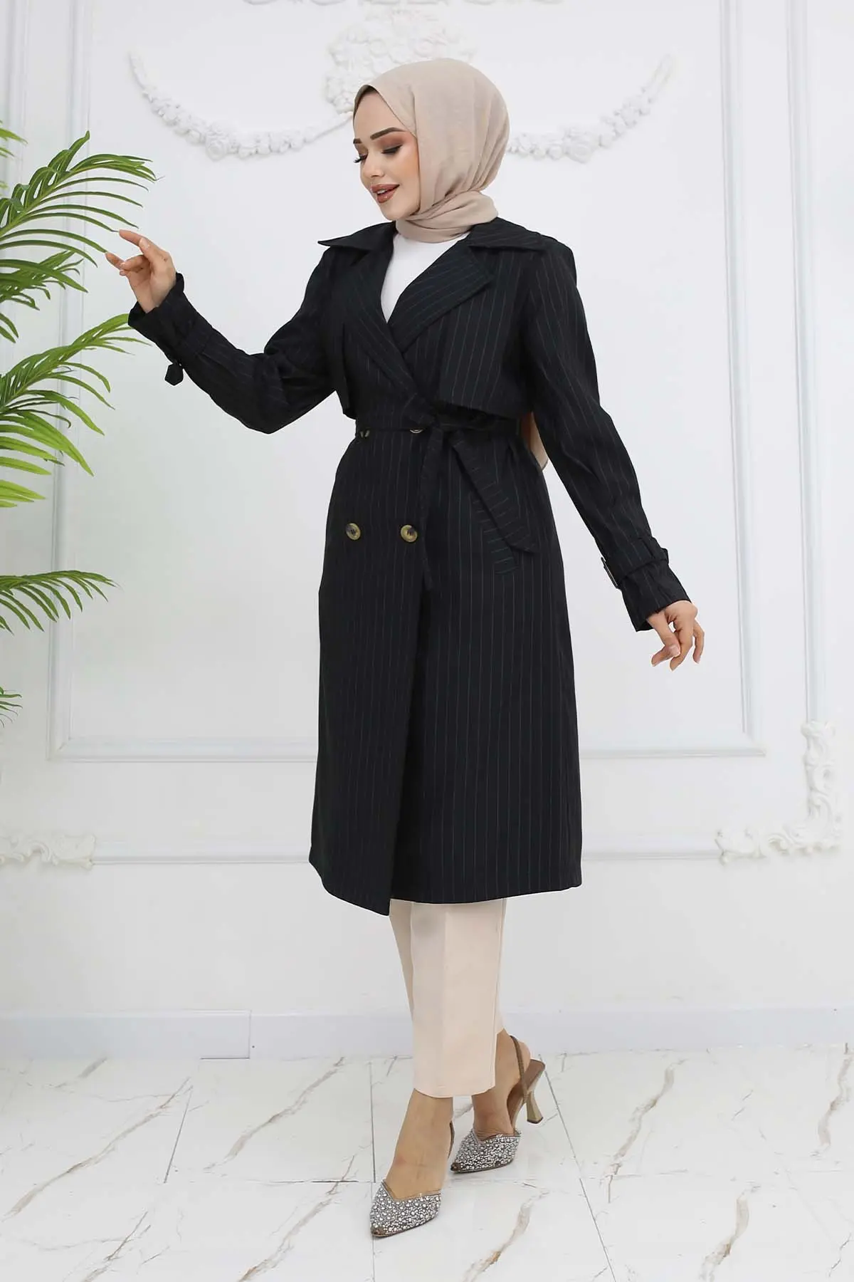 Striped Trench Coat With Waist And Arm Belt-detail