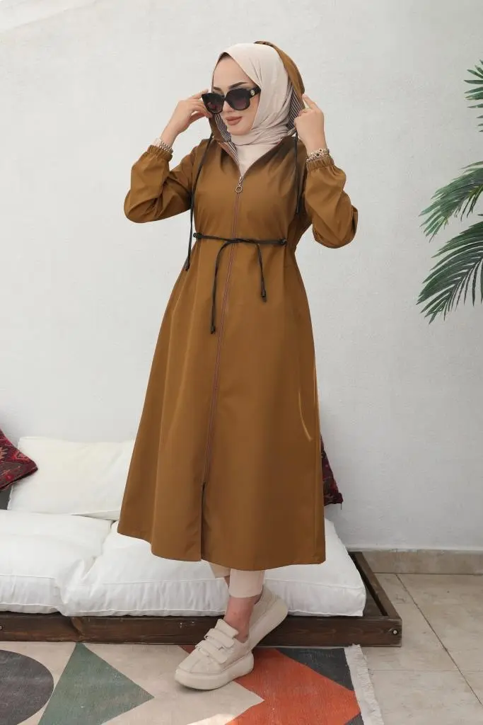 Tan Seasonal Cap-detail