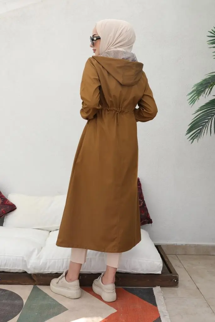 Tan Seasonal Cap-detail