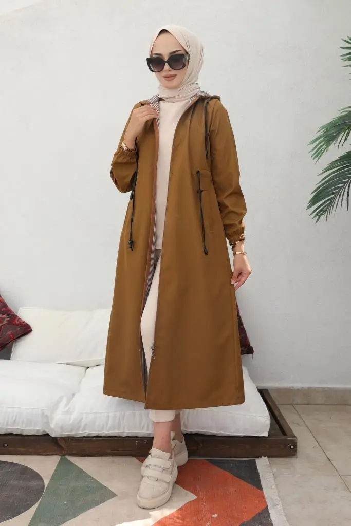 Tan Seasonal Cap-detail