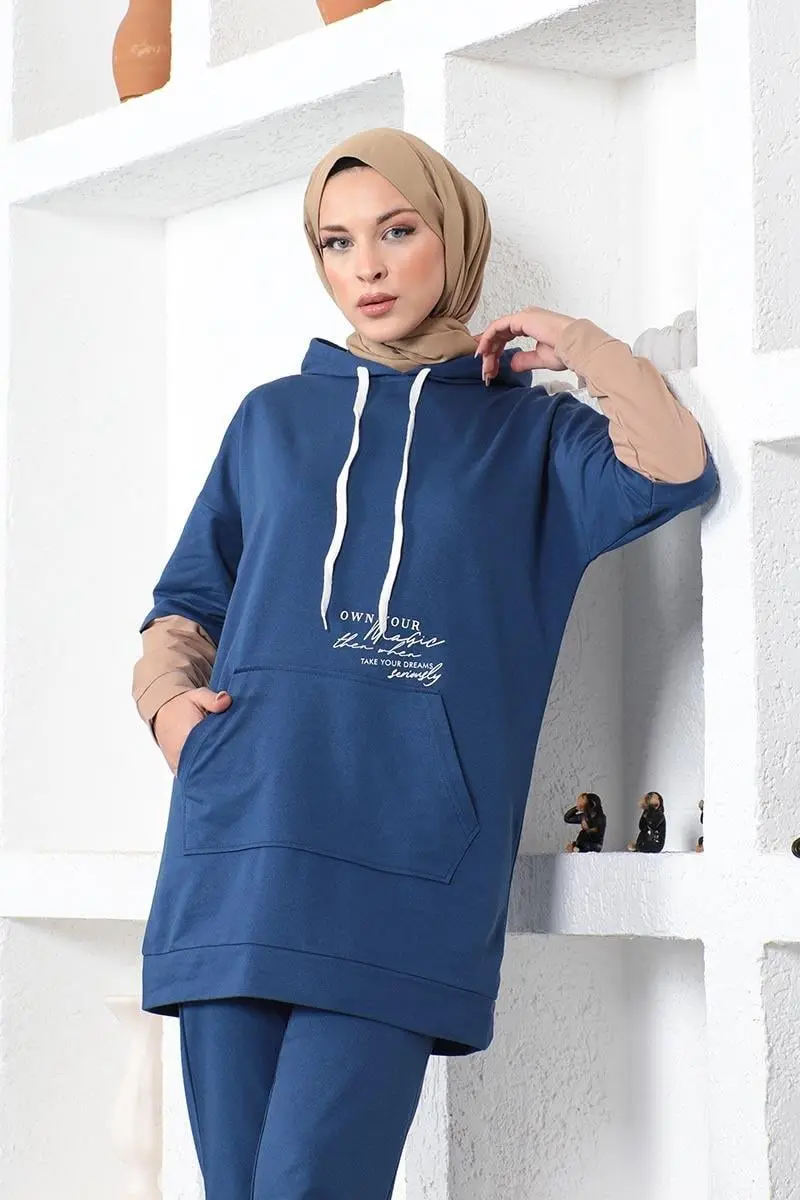 Text Printed Sports Suit-detail