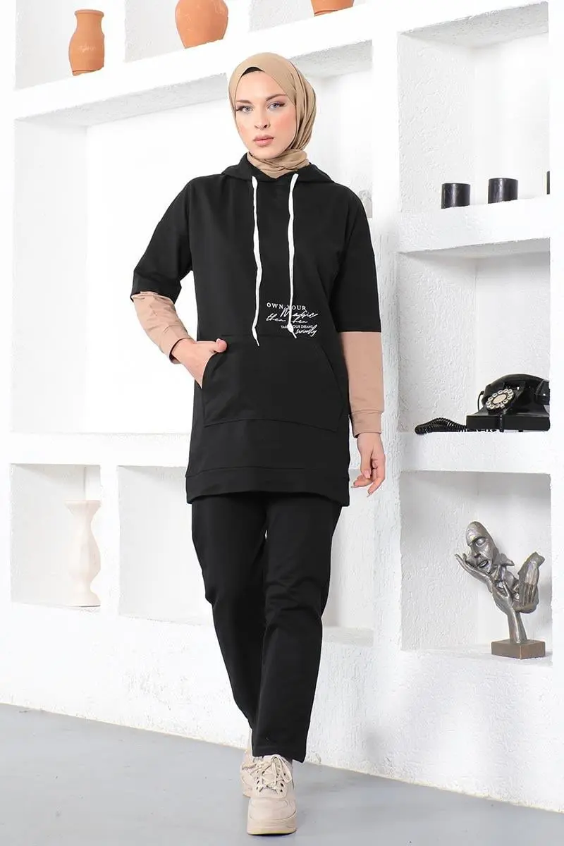 Text Printed Sports Suit-detail