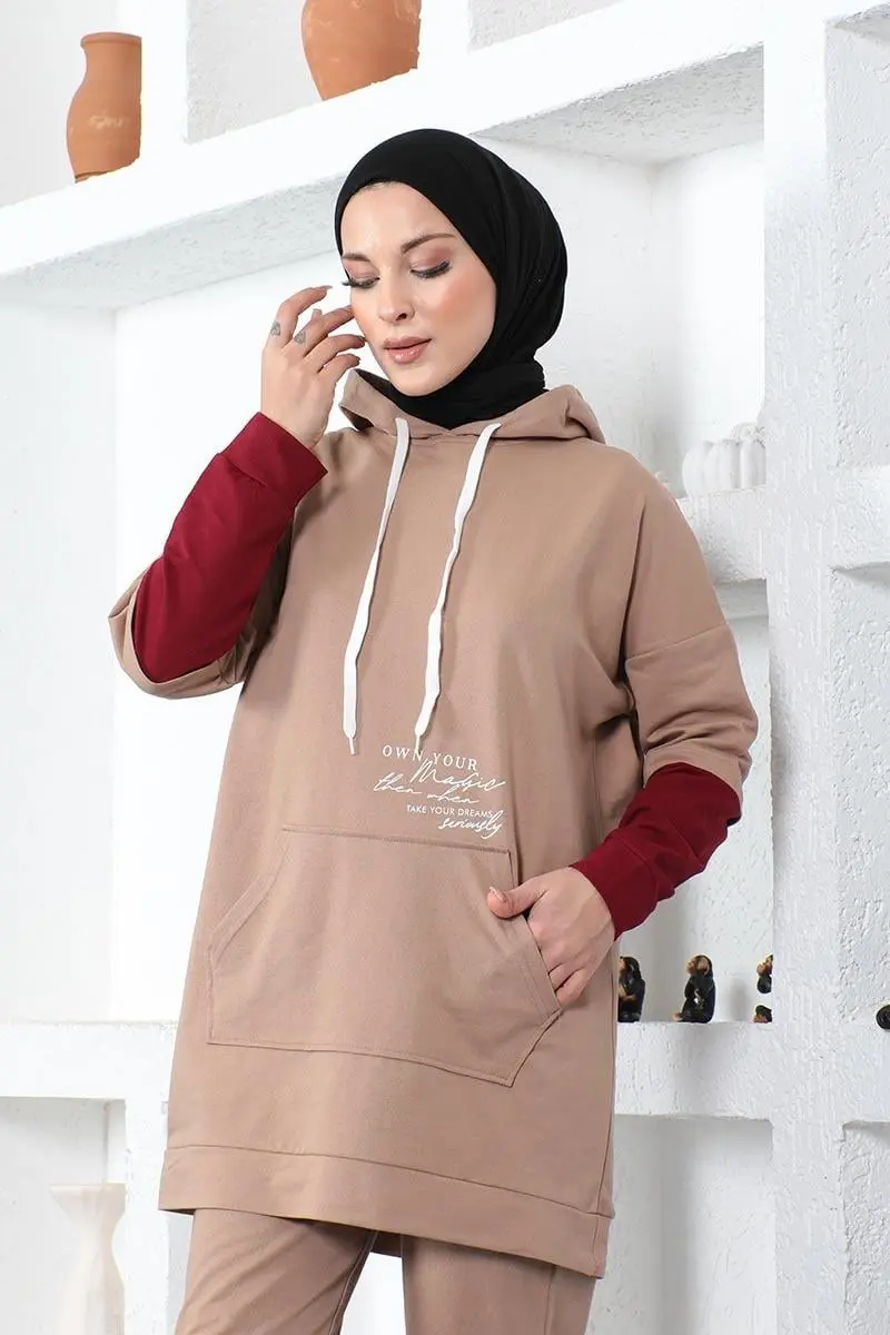 Text Printed Sports Suit-detail