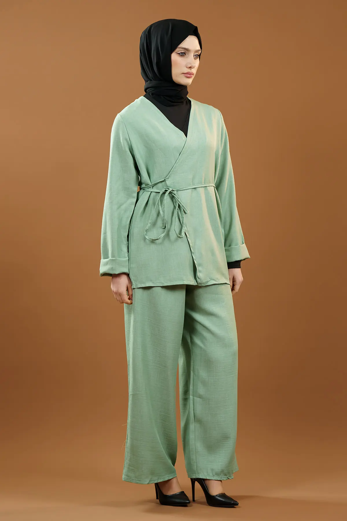 Tie-up Kimono Suit-detail