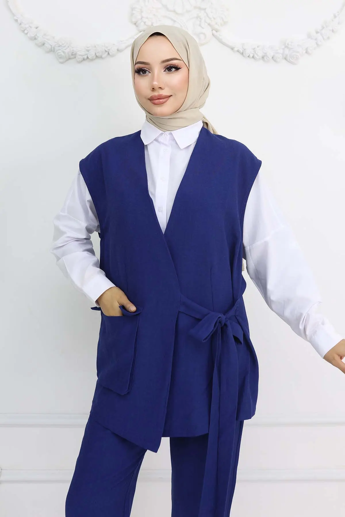 Tied Vest Trouser Set-detail