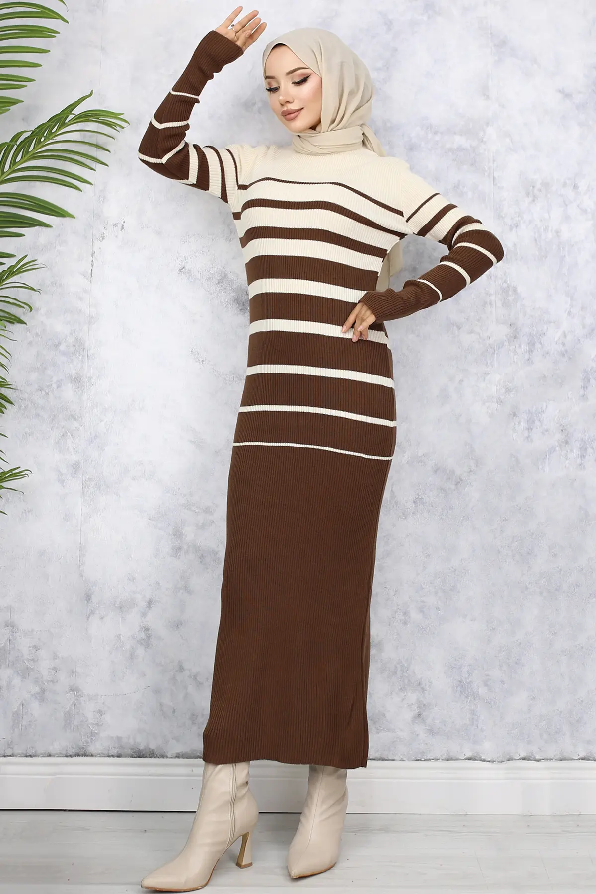 Turtleneck Knitwear Dress-detail