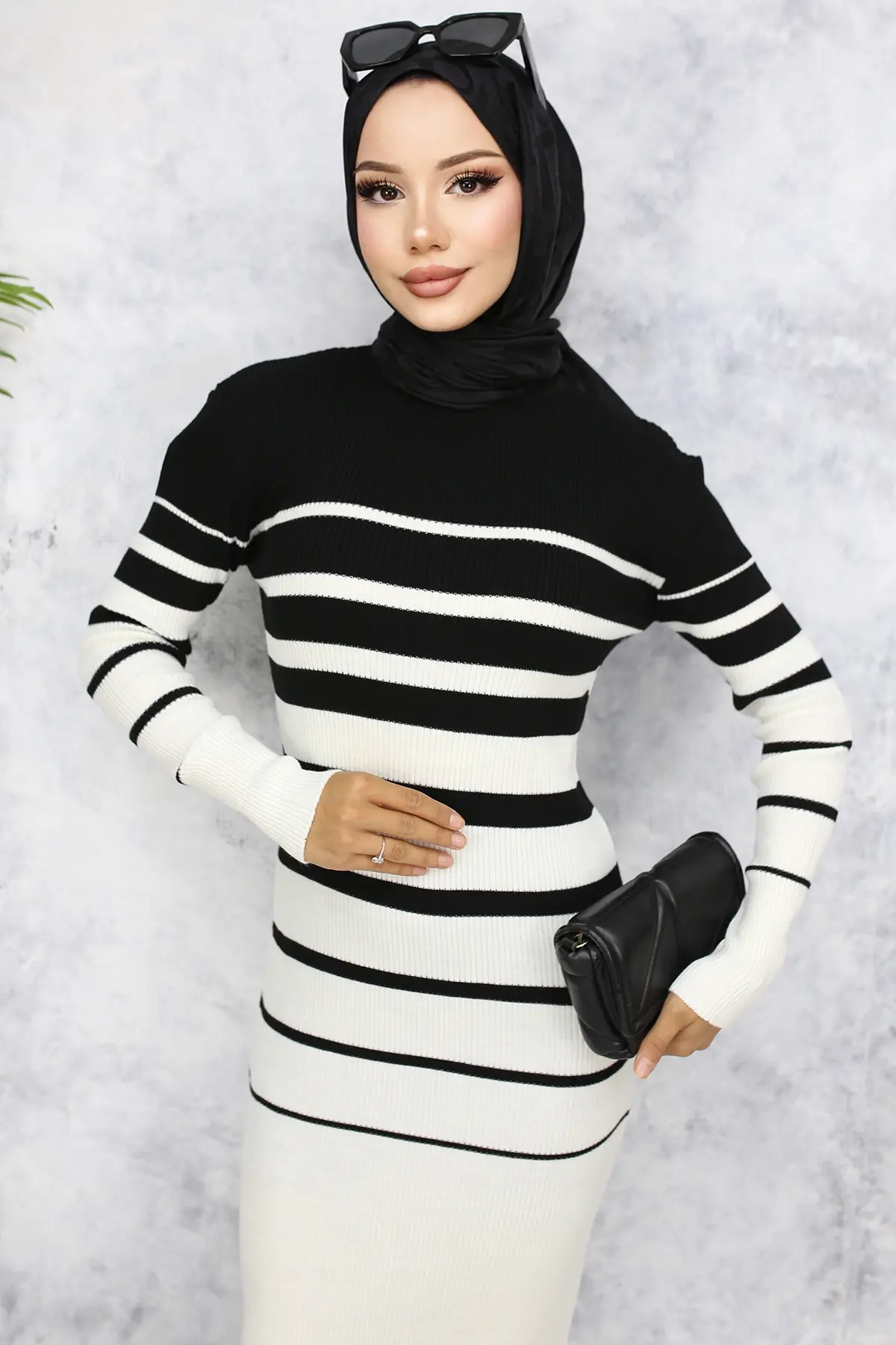 Turtleneck Knitwear Dress-detail