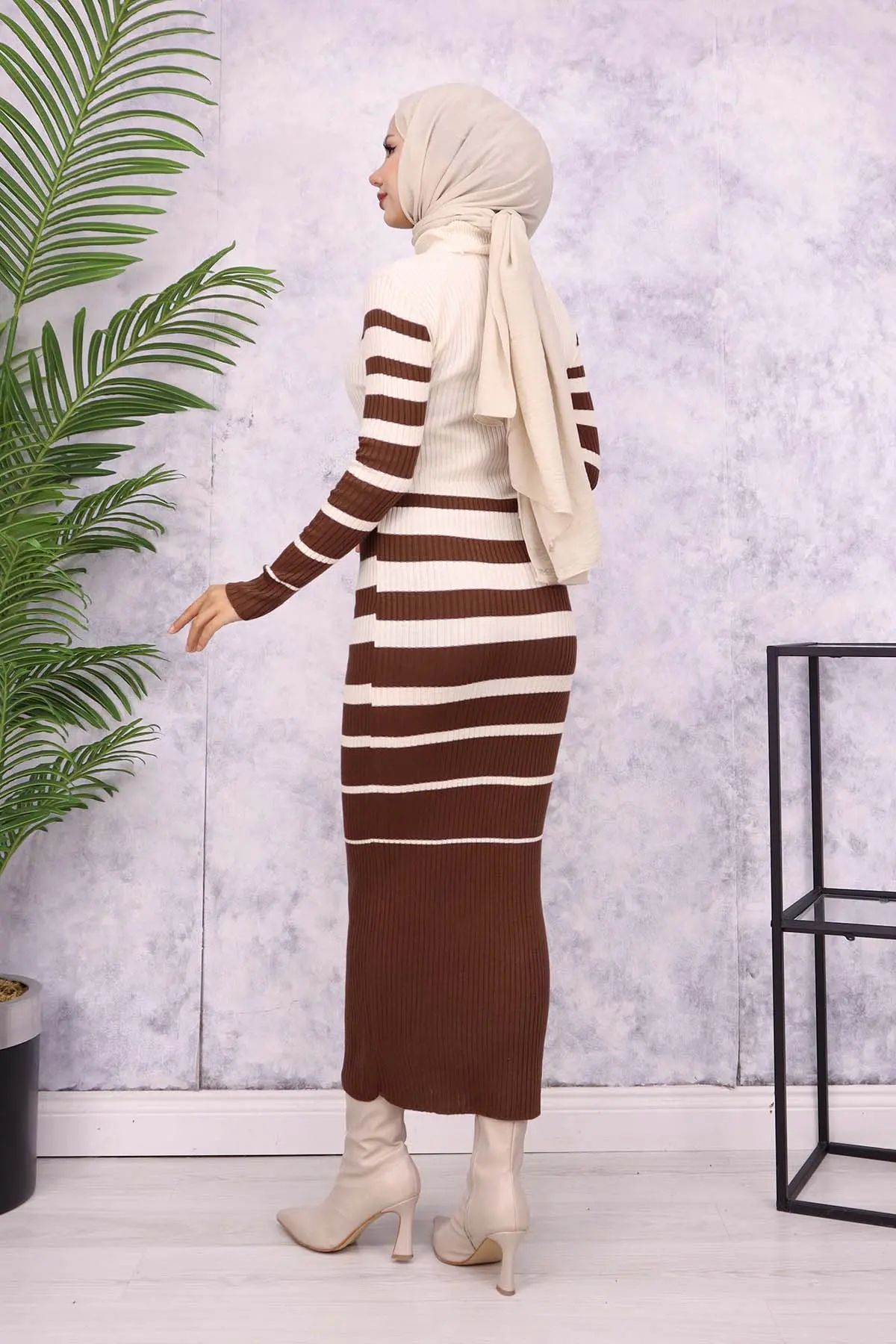 Turtleneck Sweater Dress-detail