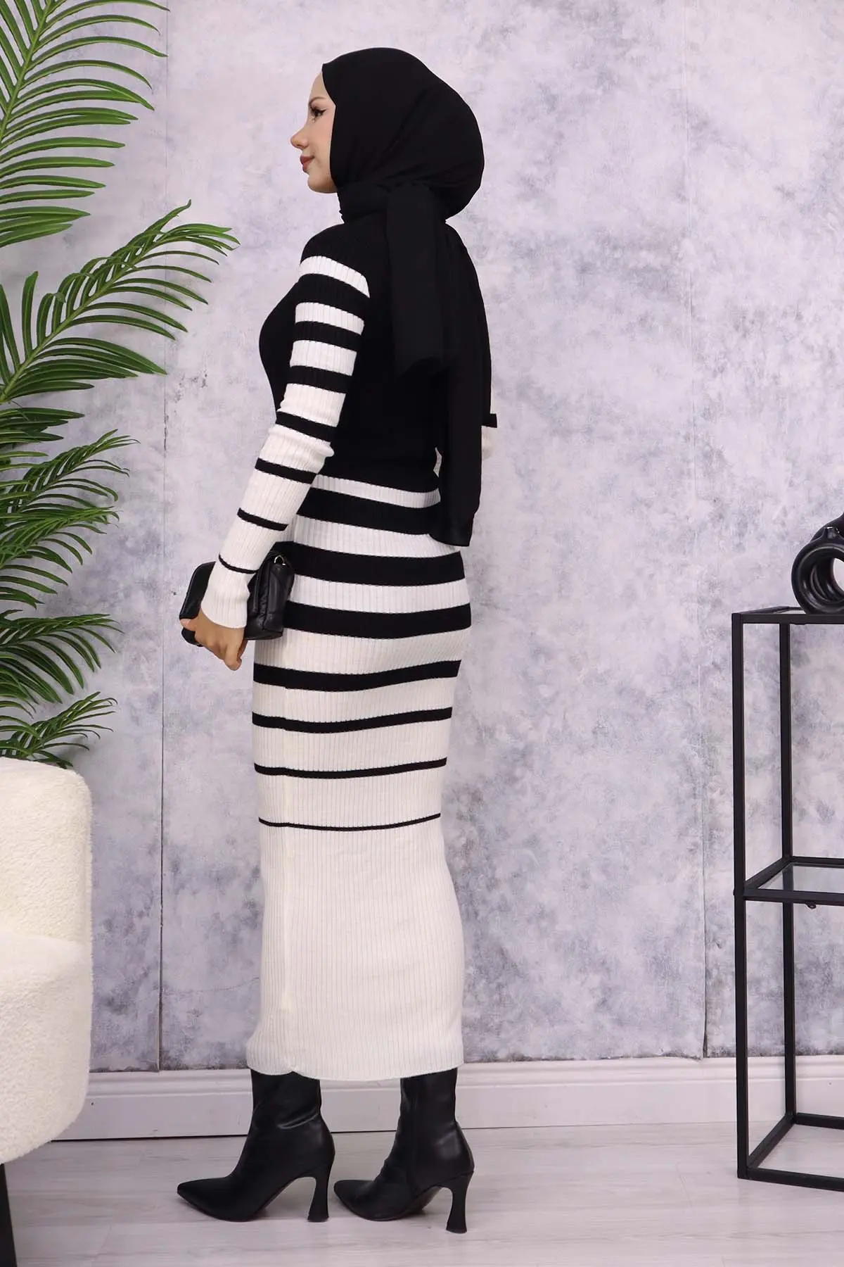 Turtleneck Sweater Dress-detail