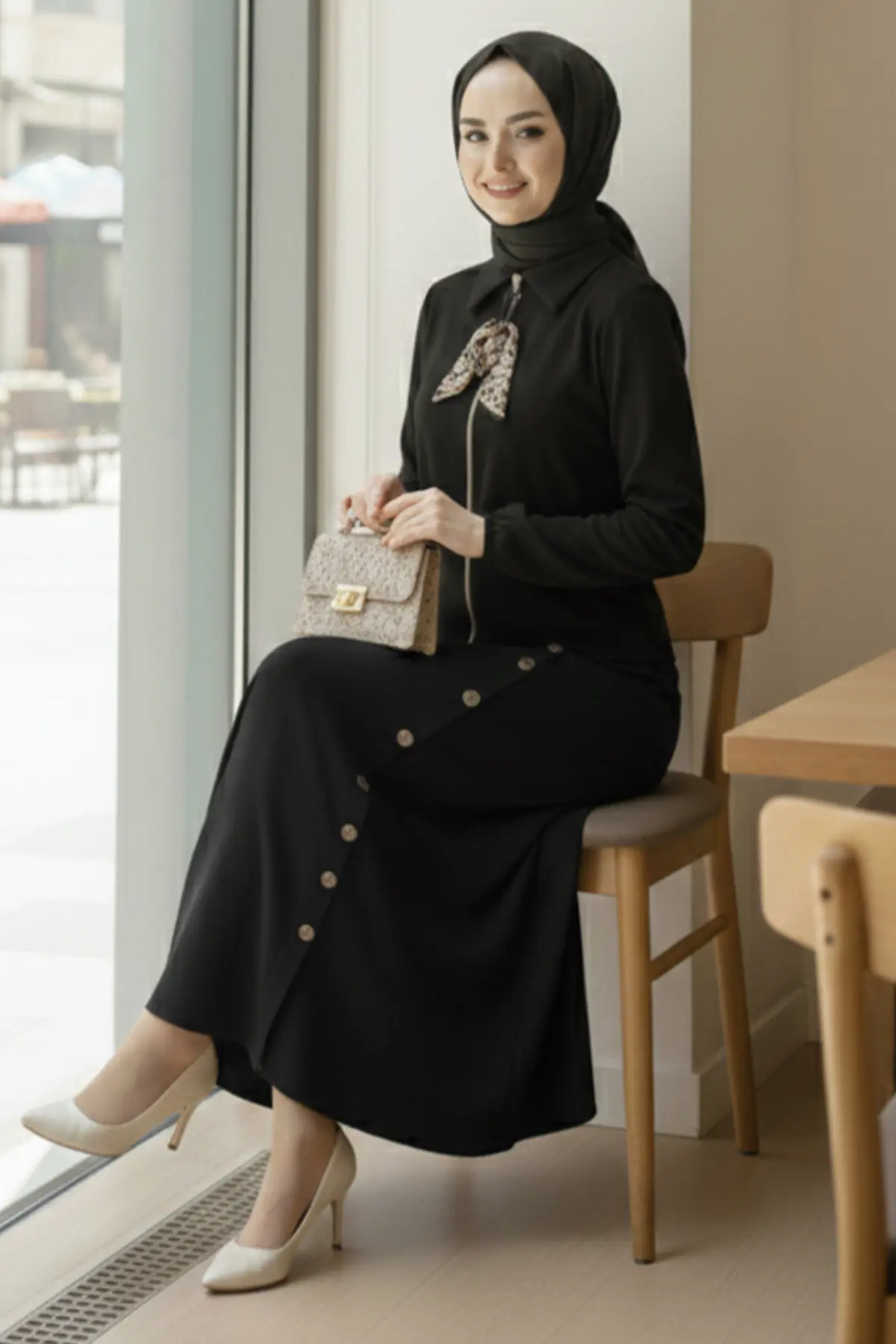 Two-piece Hijab Set With Scarf-detail