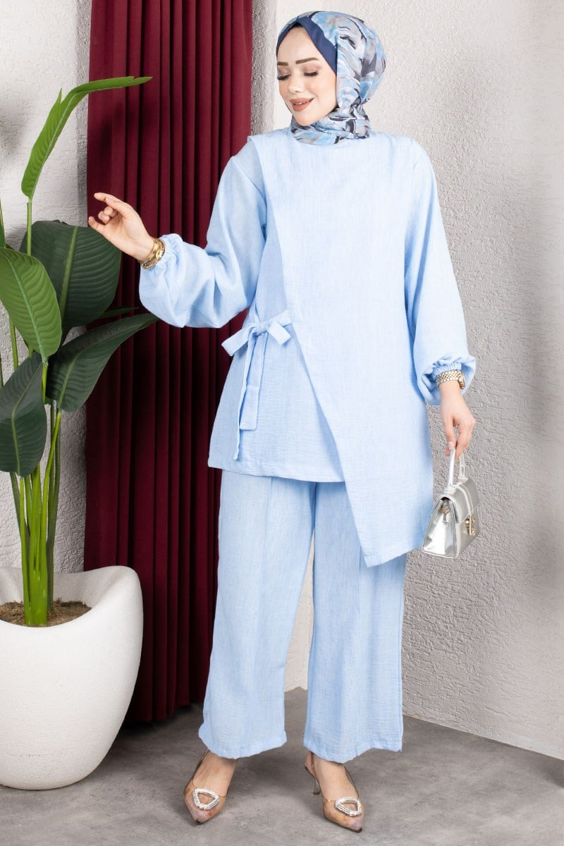 Two-piece Set With Waist Tie