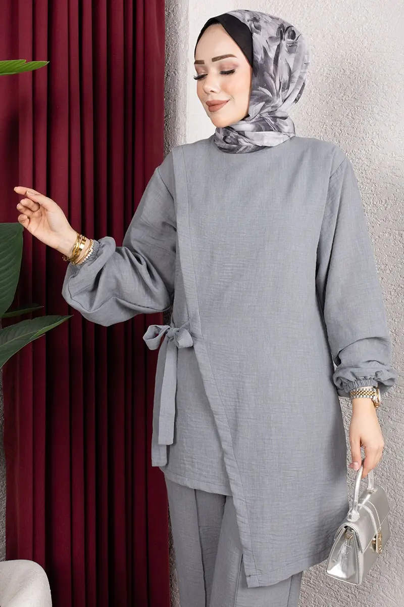 Two-piece Set With Waist Tie-detail