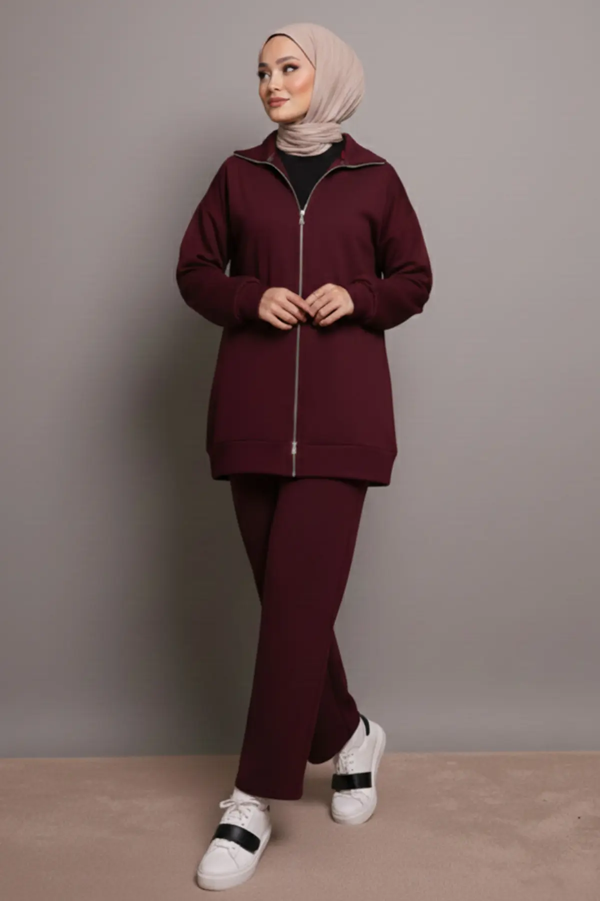 Two-piece Zip-up Set-detail