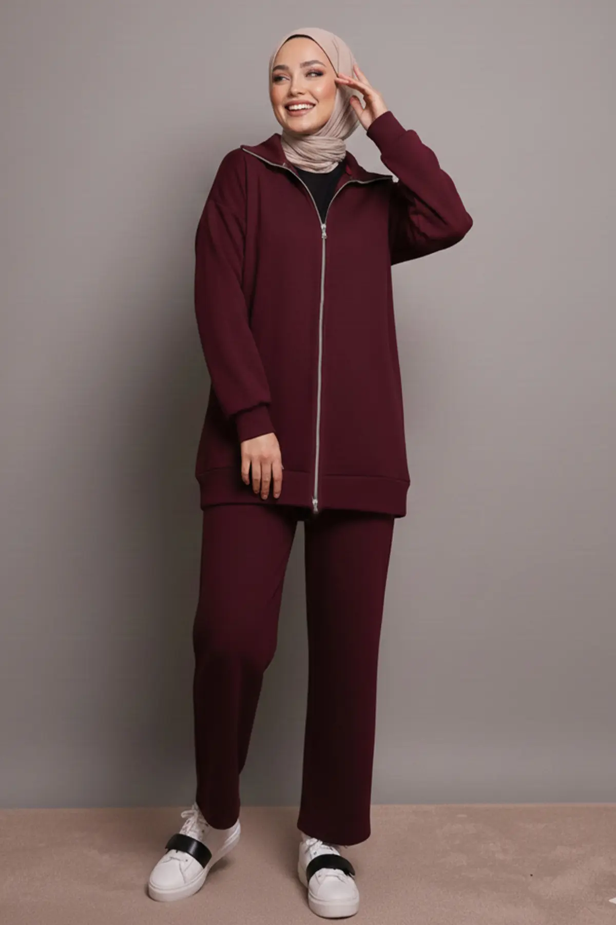 Two-piece Zip-up Set-detail