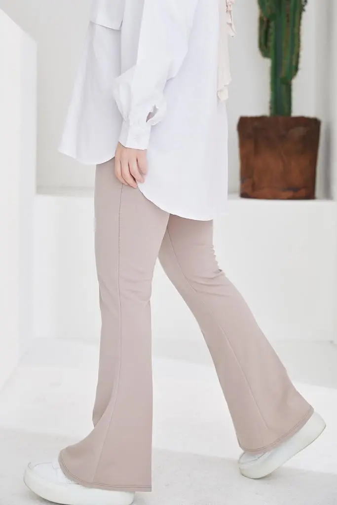 Vison Spanish Cuffed Fabric Trousers-detail